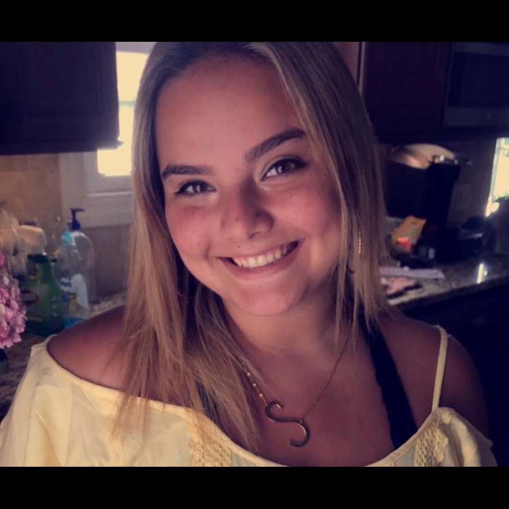 Meet your Posher, Samantha